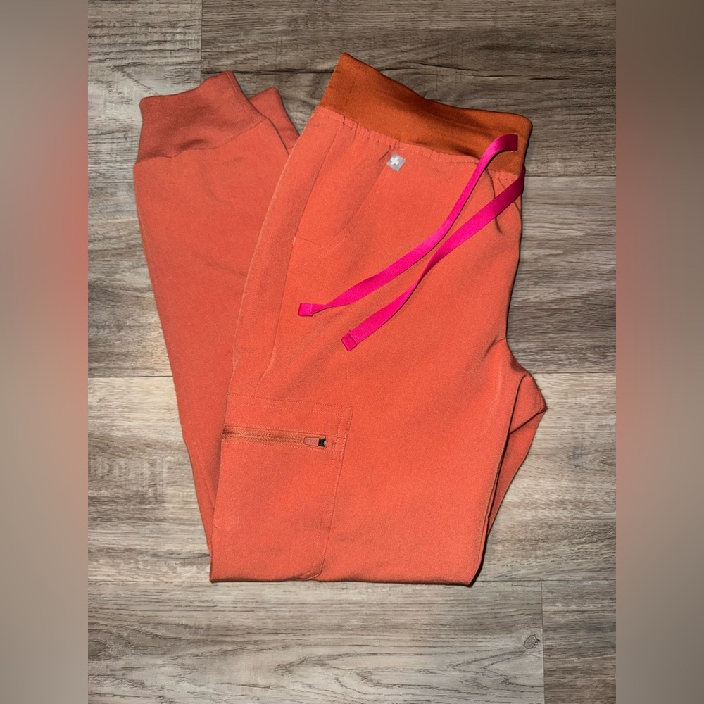 Figs Terracotta Joggers